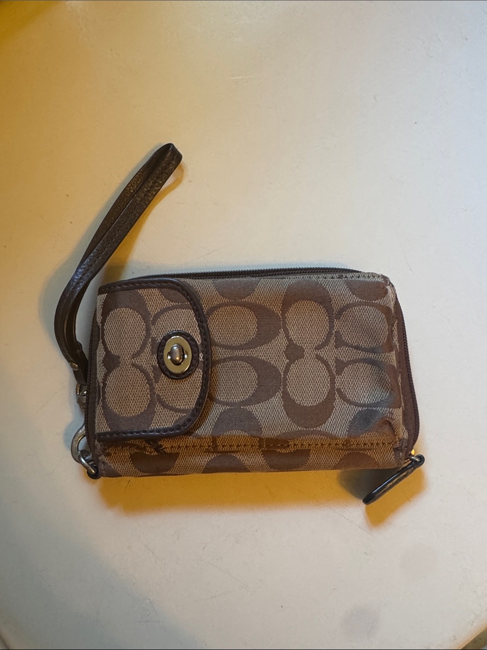 Coach Print Wristlet Wallet and phone case - Brown